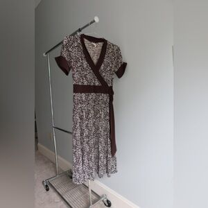 Elegant Brown and Cream Wrap Dress‎
